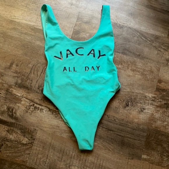 Aerie vaycay all day swimsuit - Picture 2 of 5